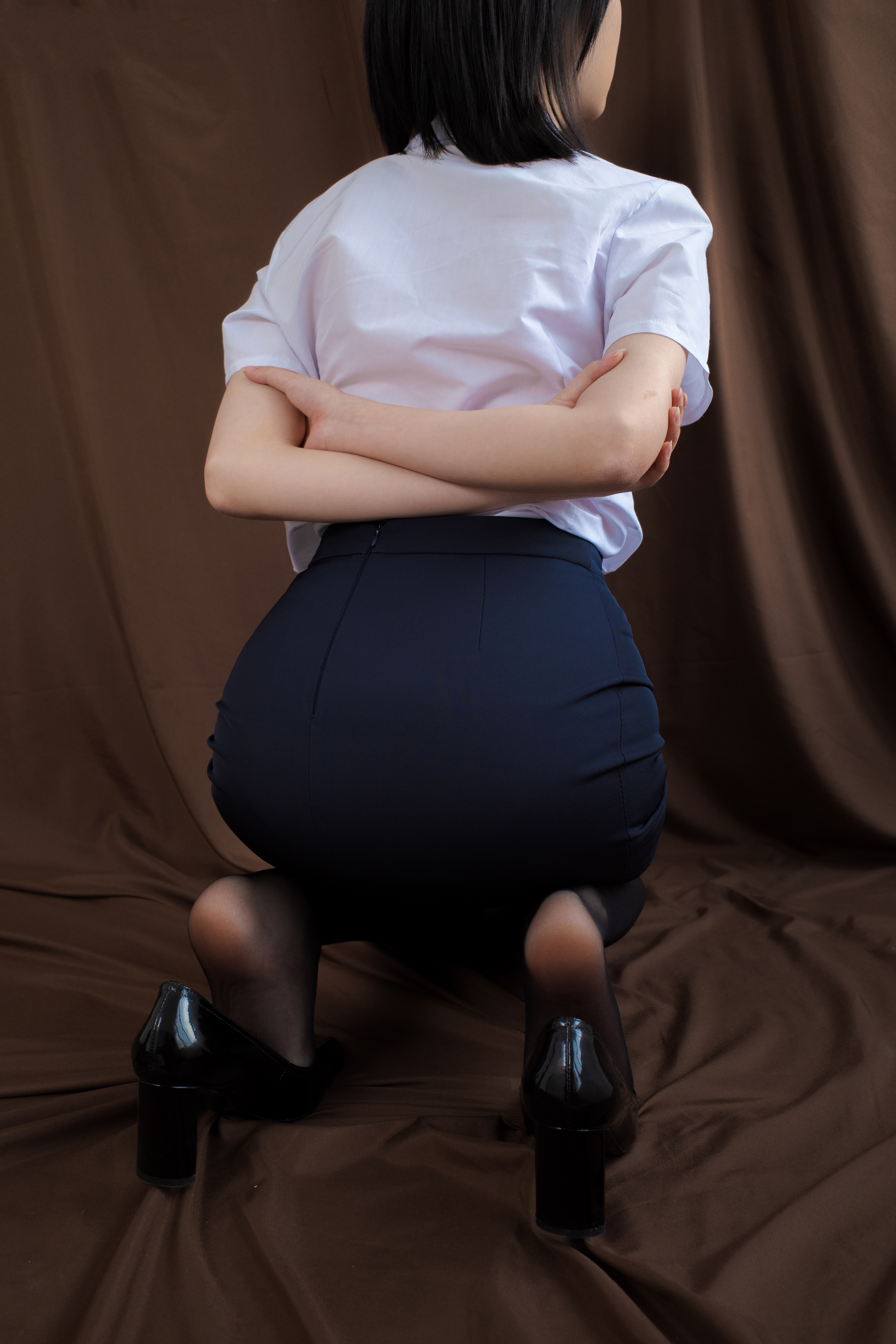 <font color=#ff69b4>176p高清套图首页开通会员即可打包下载</font>