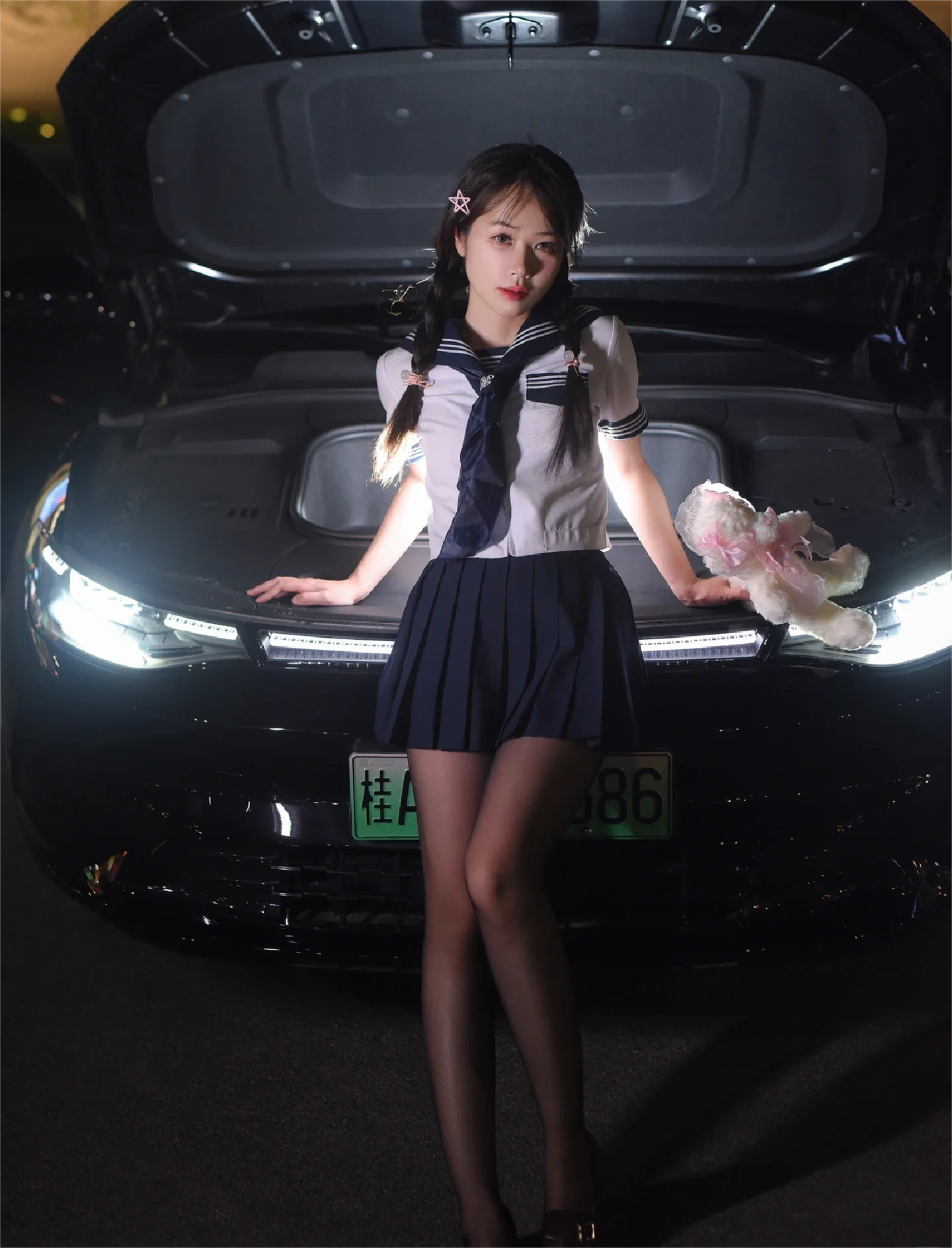 <font color=#ff69b4>89p高清套图首页开通会员即可打包下载</font>